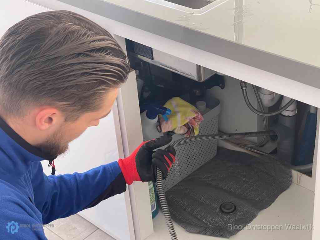 Gootsteen Ontstopt Waalwijk Gootsteen Ontstopt Waalwijk